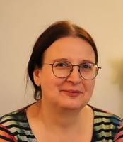 Szilvia Papai